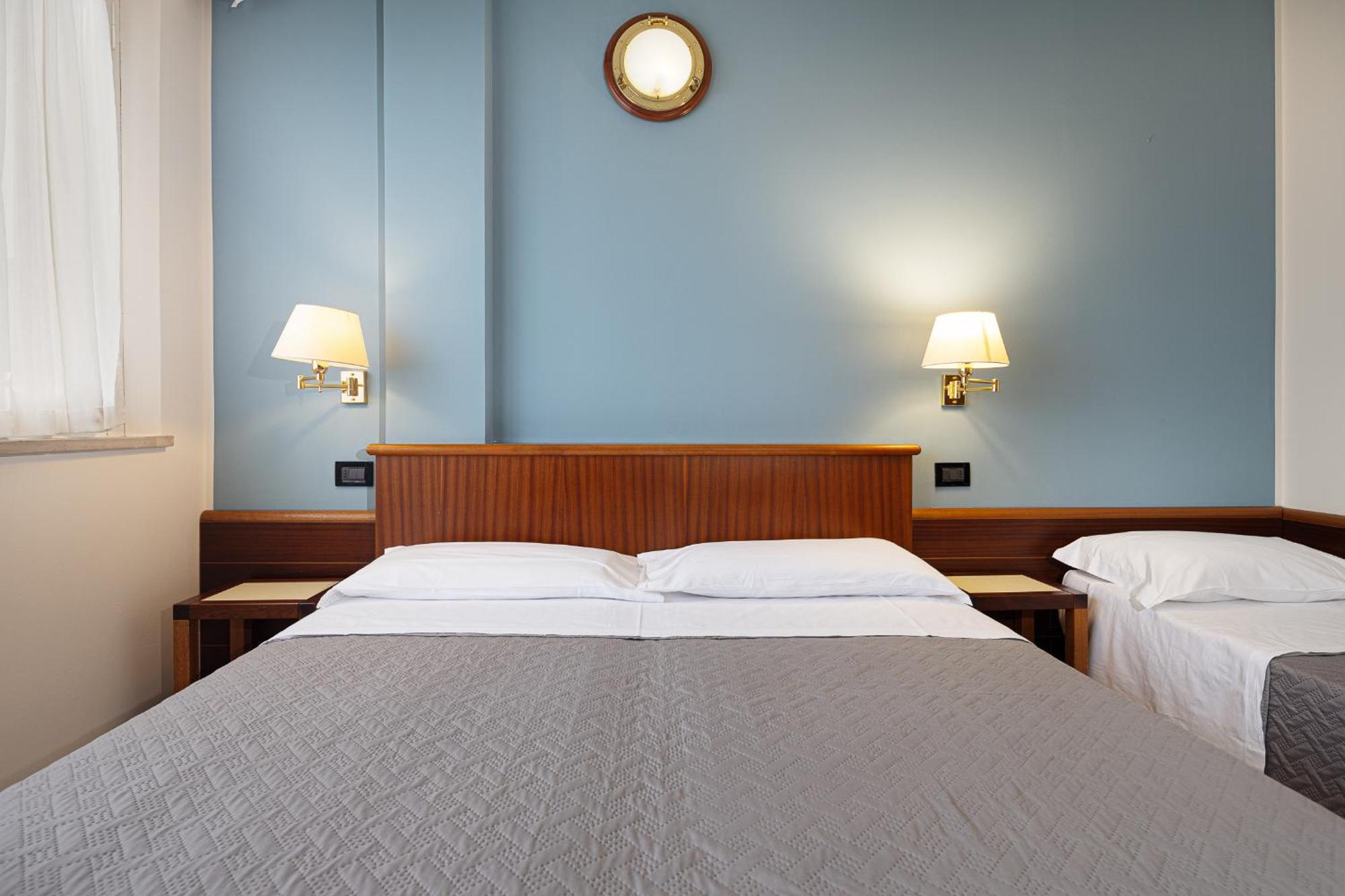 Hotel Avana Fronte Mare Riccione Ngoại thất bức ảnh