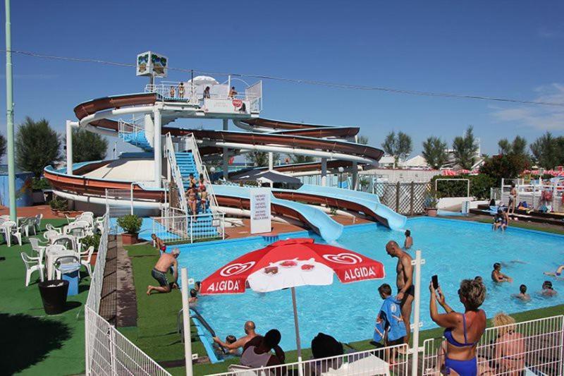 Hotel Avana Fronte Mare Riccione Ngoại thất bức ảnh