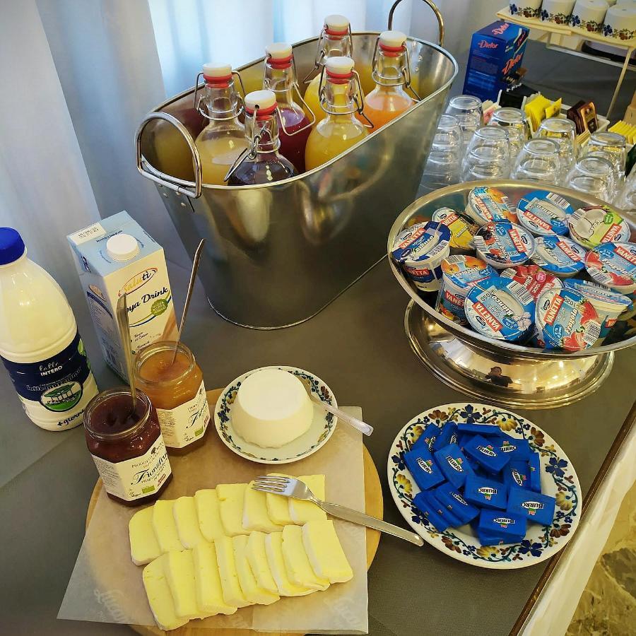 Hotel Avana Fronte Mare Riccione Ngoại thất bức ảnh