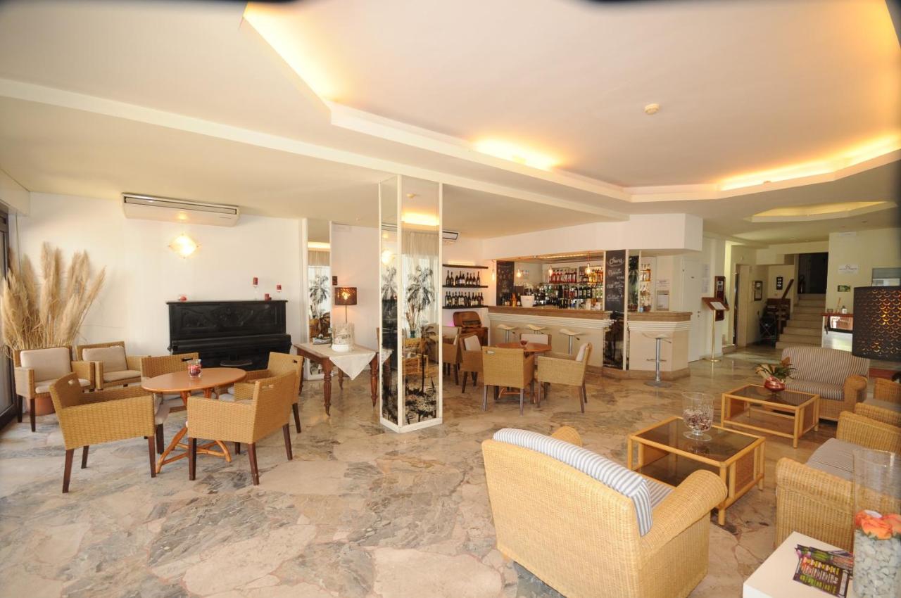 Hotel Avana Fronte Mare Riccione Ngoại thất bức ảnh