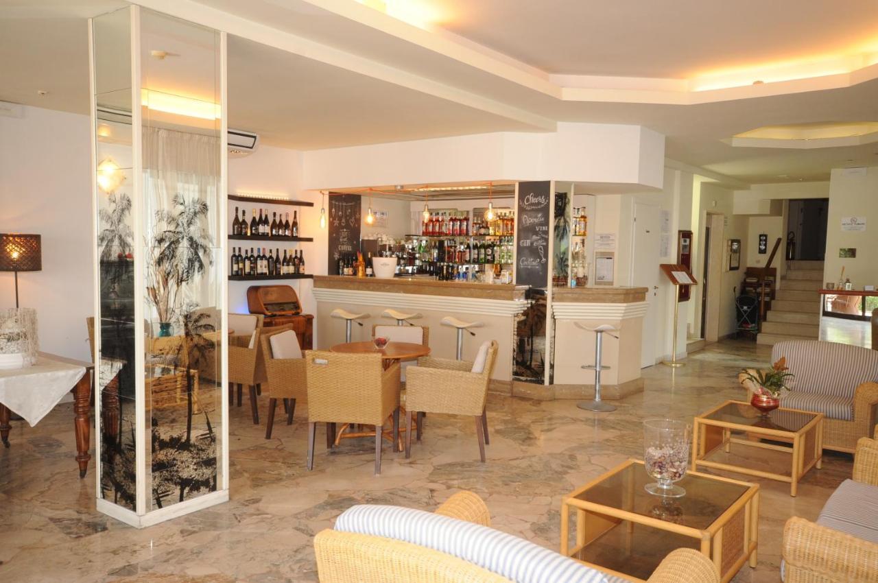 Hotel Avana Fronte Mare Riccione Ngoại thất bức ảnh